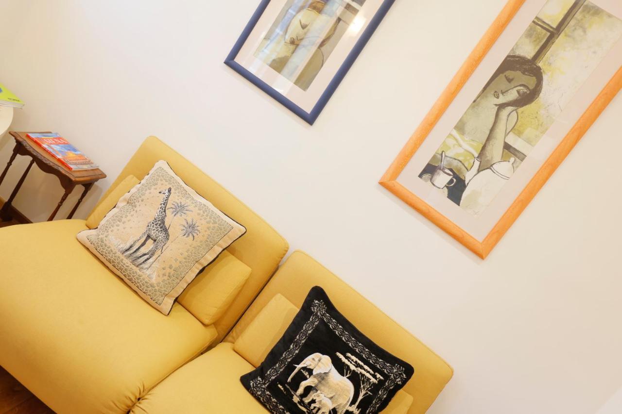 Siena Uptown - Sabrina'S Cozy Apartment Exterior foto