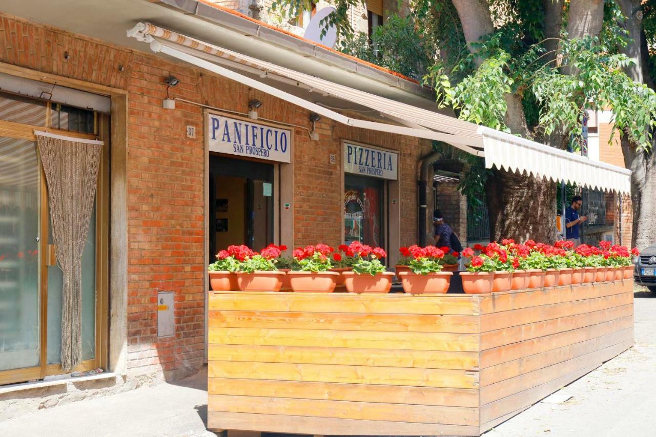 Siena Uptown - Sabrina'S Cozy Apartment Exterior foto