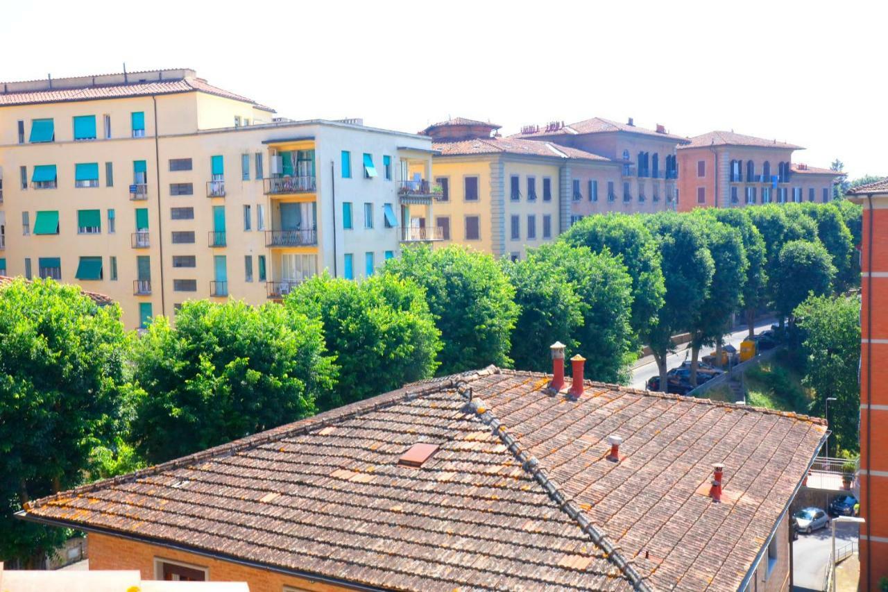 Siena Uptown - Sabrina'S Cozy Apartment Exterior foto